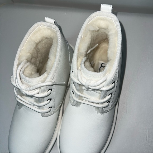 UGG unisex leather neumel boots - Picture 2 of 6